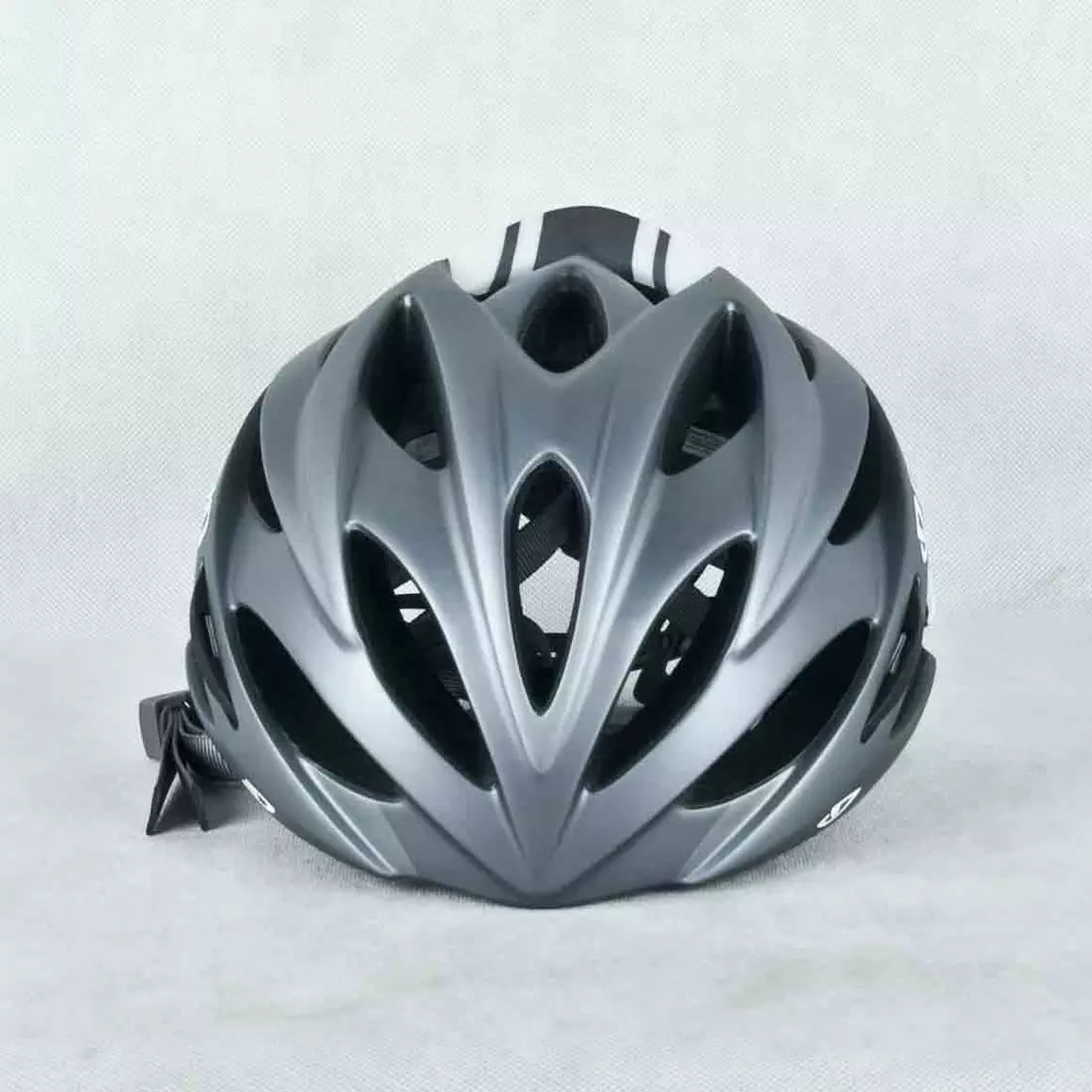 GIRO SAVANT - cască de bicicletă din titan și alb mat