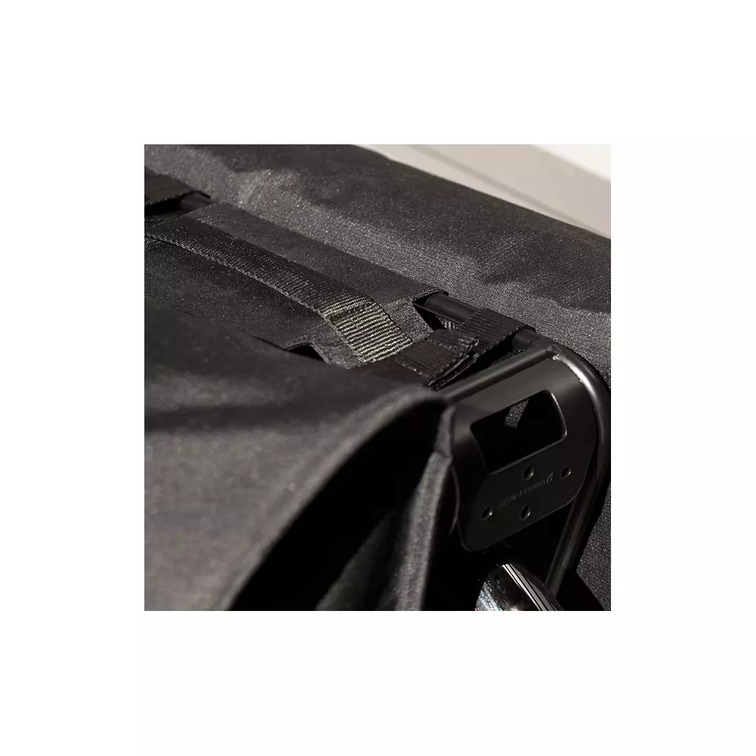 Geantă portbagaj BLACKBURN LOCAL SADDLE BAG PANNIER 13 L negru BBN-7108949