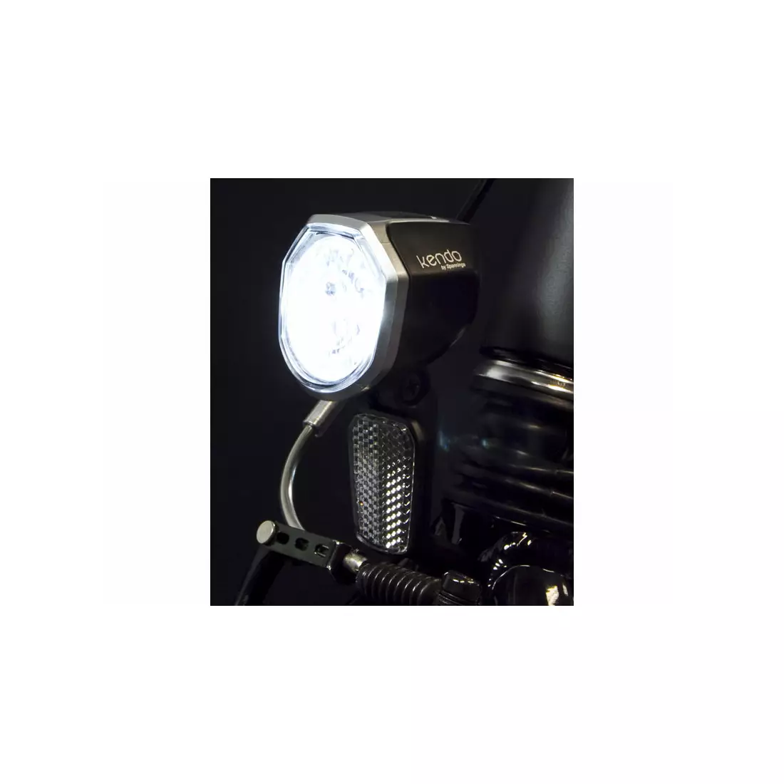 Lampă față de bicicletă SPANNINGA KENDO+ XDO 30 lux/120 lumeni sub dynamo + cablu 55cm SNG-H057038