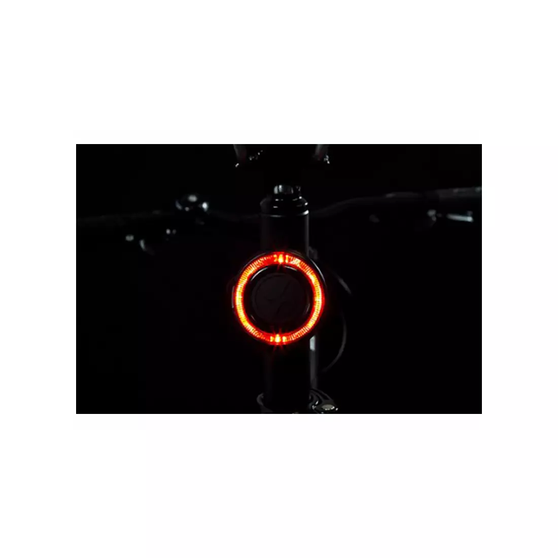 Lampă spate pentru biciclete SPANNINGA O FLASH XB 15 lumeni + baterii SNG-999125