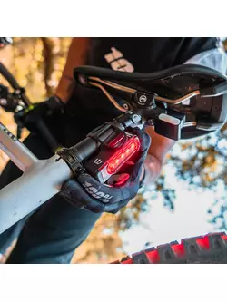 LEZYNE Lampă spate pentru biciclete STRIP ALERT DRIVE 150 negru LZN-1-LED-36R-V104