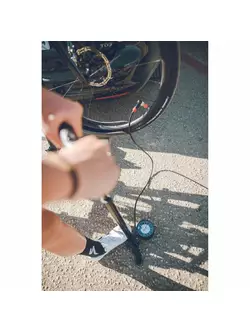 LEZYNE pompa de podea pentru bicicletă STEEL FLOOR DRIVE ABS-1 PRO CHUCK 220psi roșu LZN-1-FP-SFLDR-V715