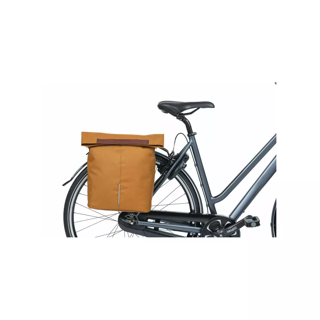 BASIL geantă de spate pentru bicicletă CITY SHOPPER 16L camel brown 18070