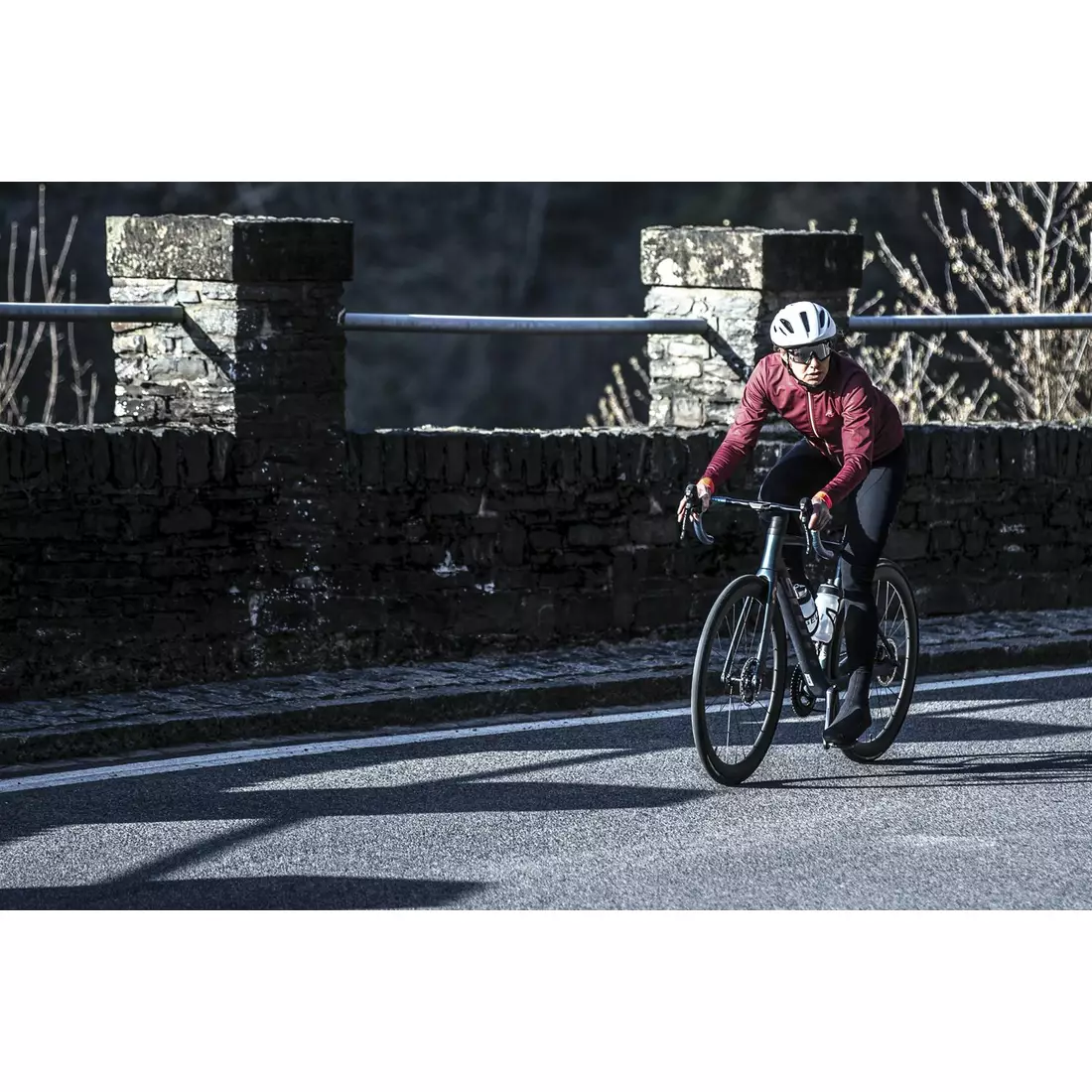 ROGELLI geacă de ciclism de iarnă pentru femei ESSENTIAL Bordeaux/Coral ROG351098