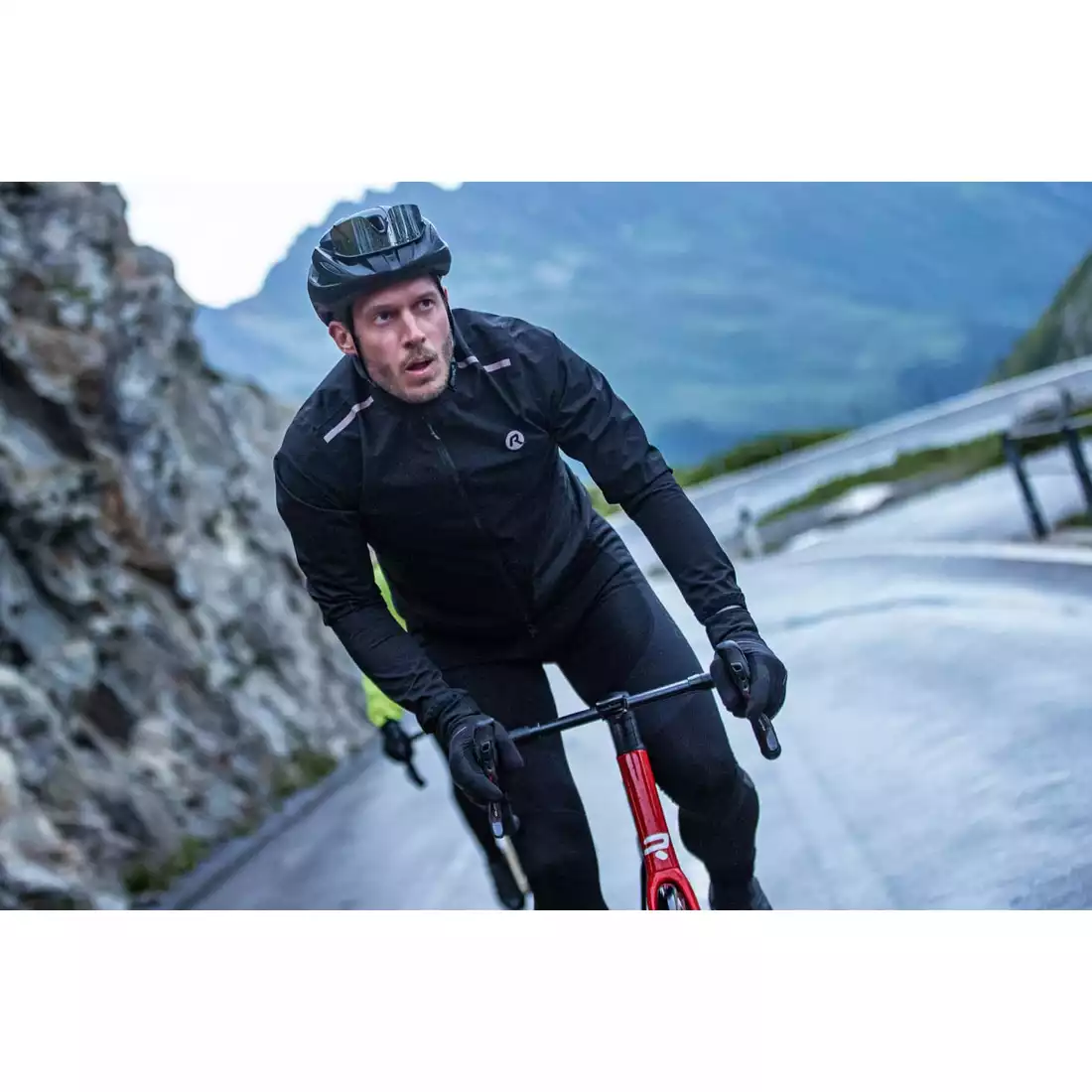 Rogelli DISTANCE jachetă de ploaie pentru ciclism pentru bărbați, negru