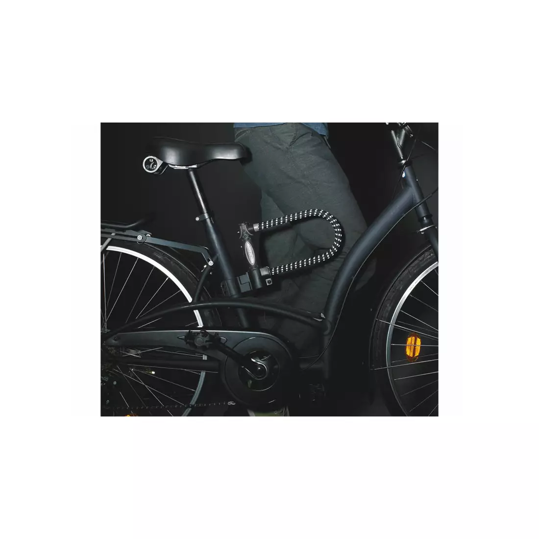 Închizător pentru bicicletă MASTERLOCK 8195 U-LOCK 13mm 110mm 210mm cauciuc acoperit cu reflex, negru MRL-8195EURDPROREF SS16