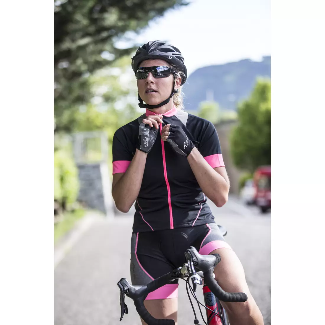 ROGELLI CARLYN - tricou de ciclism pentru femei 010.026, negru și roz