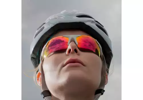 Ochelari fotocromatici de ciclism/sport vs lentile interschimbabile care este mai bun?